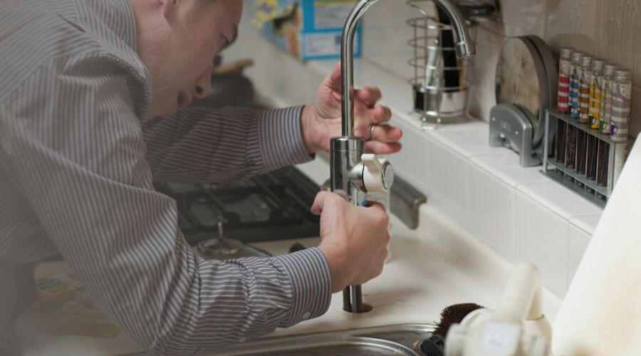 Professional clogged toilet repair in El Dorado Springs, MO